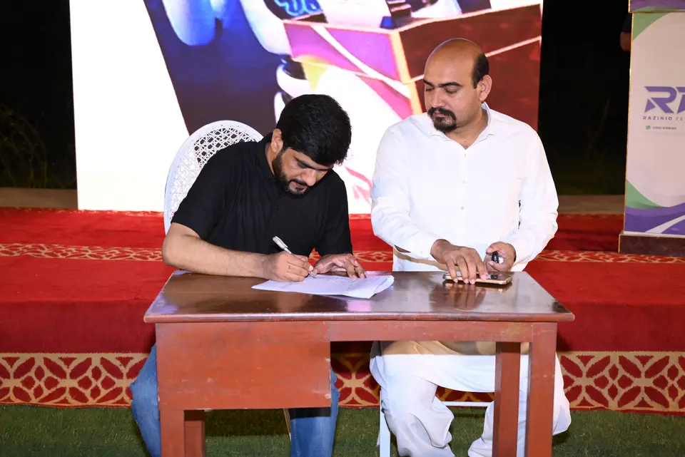 Signing the partnership agreement with Informatics, Painsra